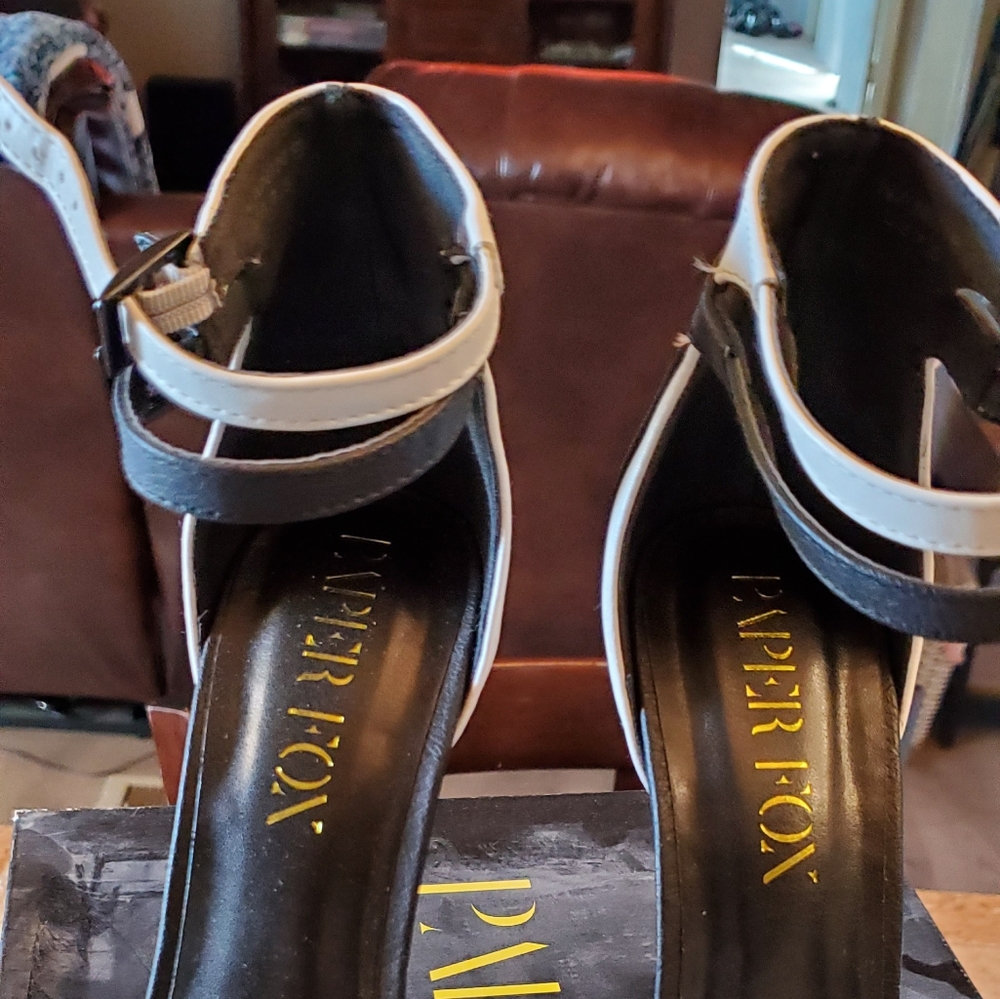 Heels - Picture 3 of 5